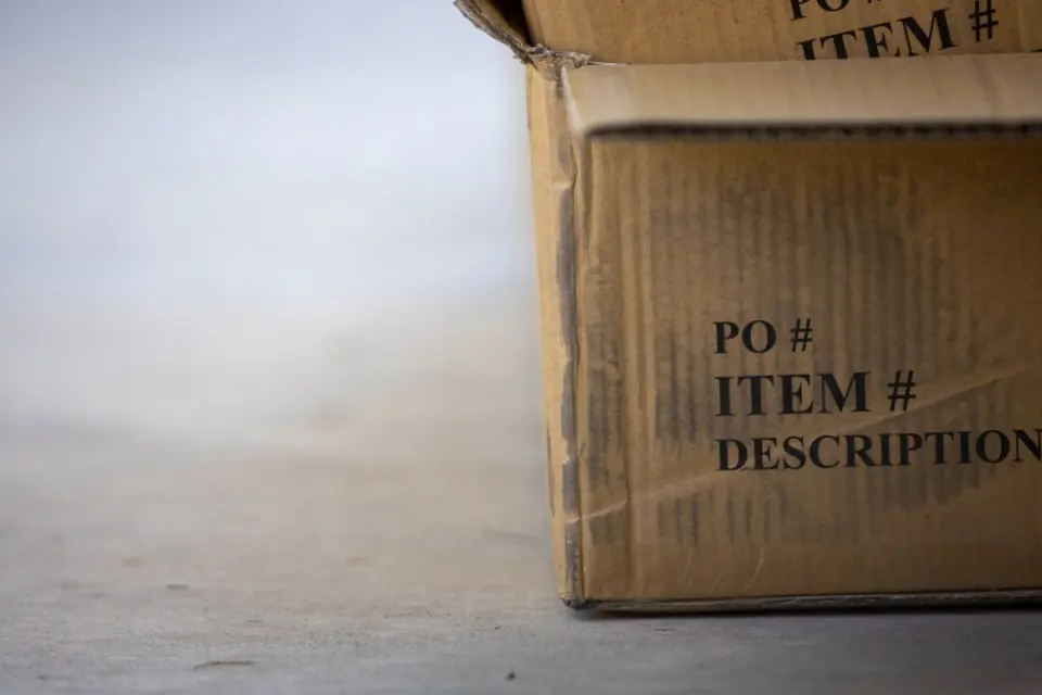 Caja de cartón lista para envío